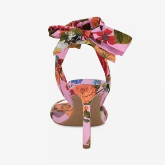 Nine West Floral Heels‎ - Multicolor - Picture 3 of 7